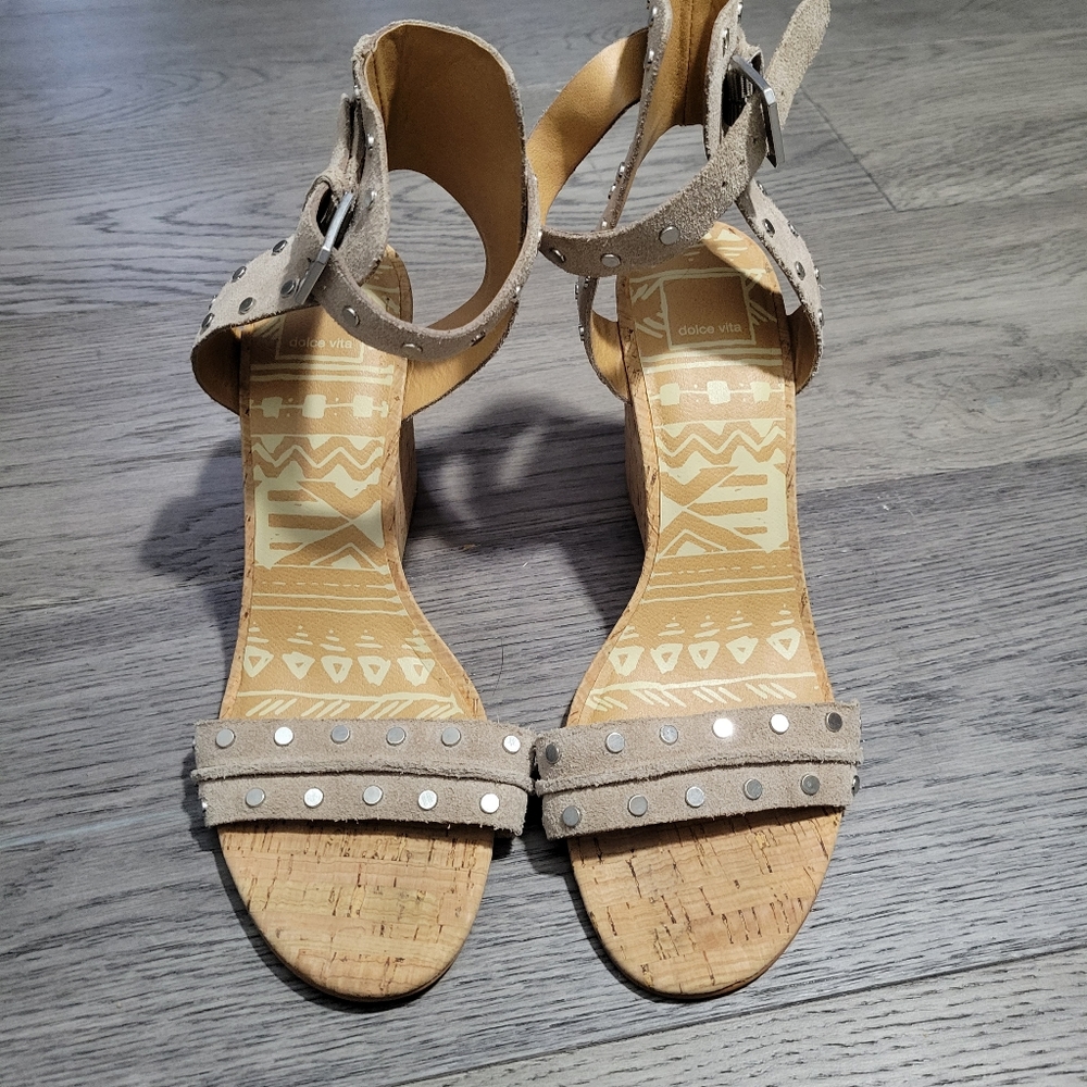 Used Dolce Vita suede sandals, size 9